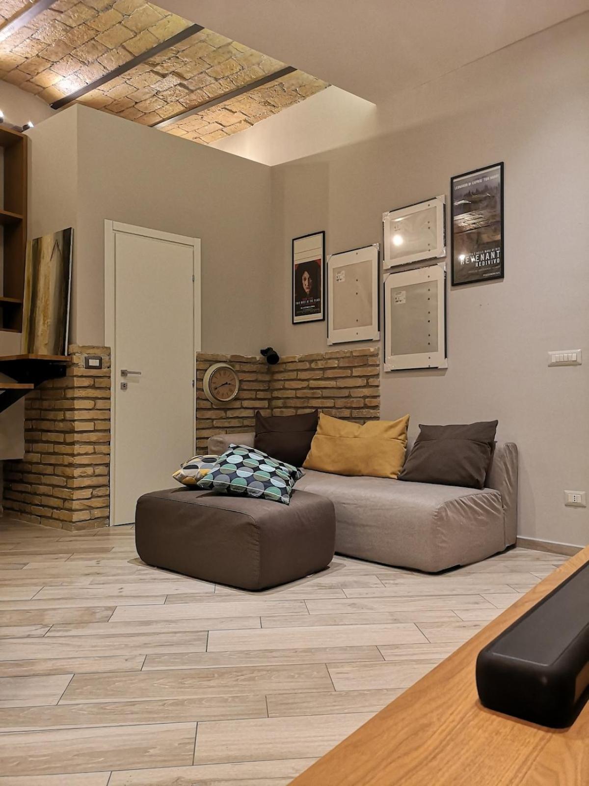 Apartment The Train Retreat Rom